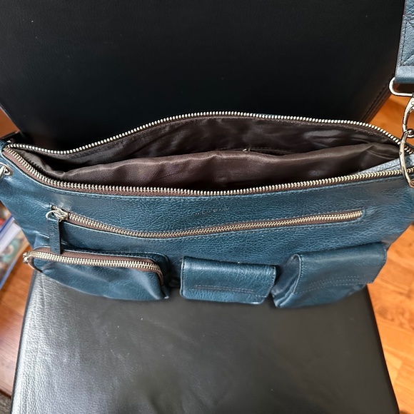 Matt & Nat messenger bag - Picture 5 of 8